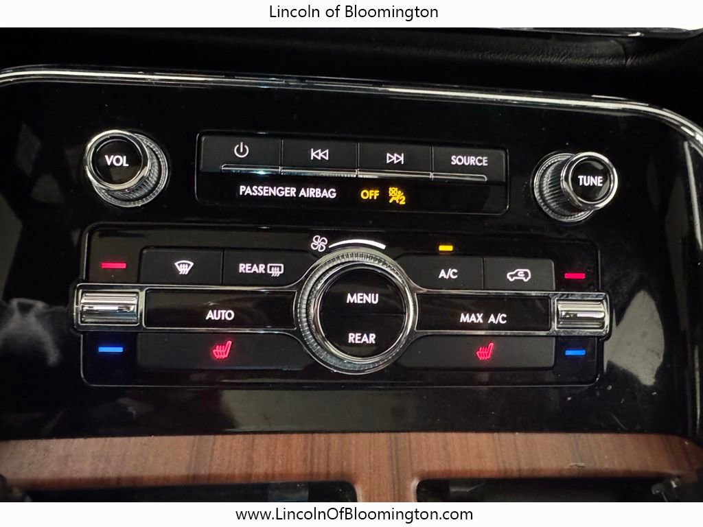 Used 2019 Lincoln Navigator Select AWD/4WD image 70