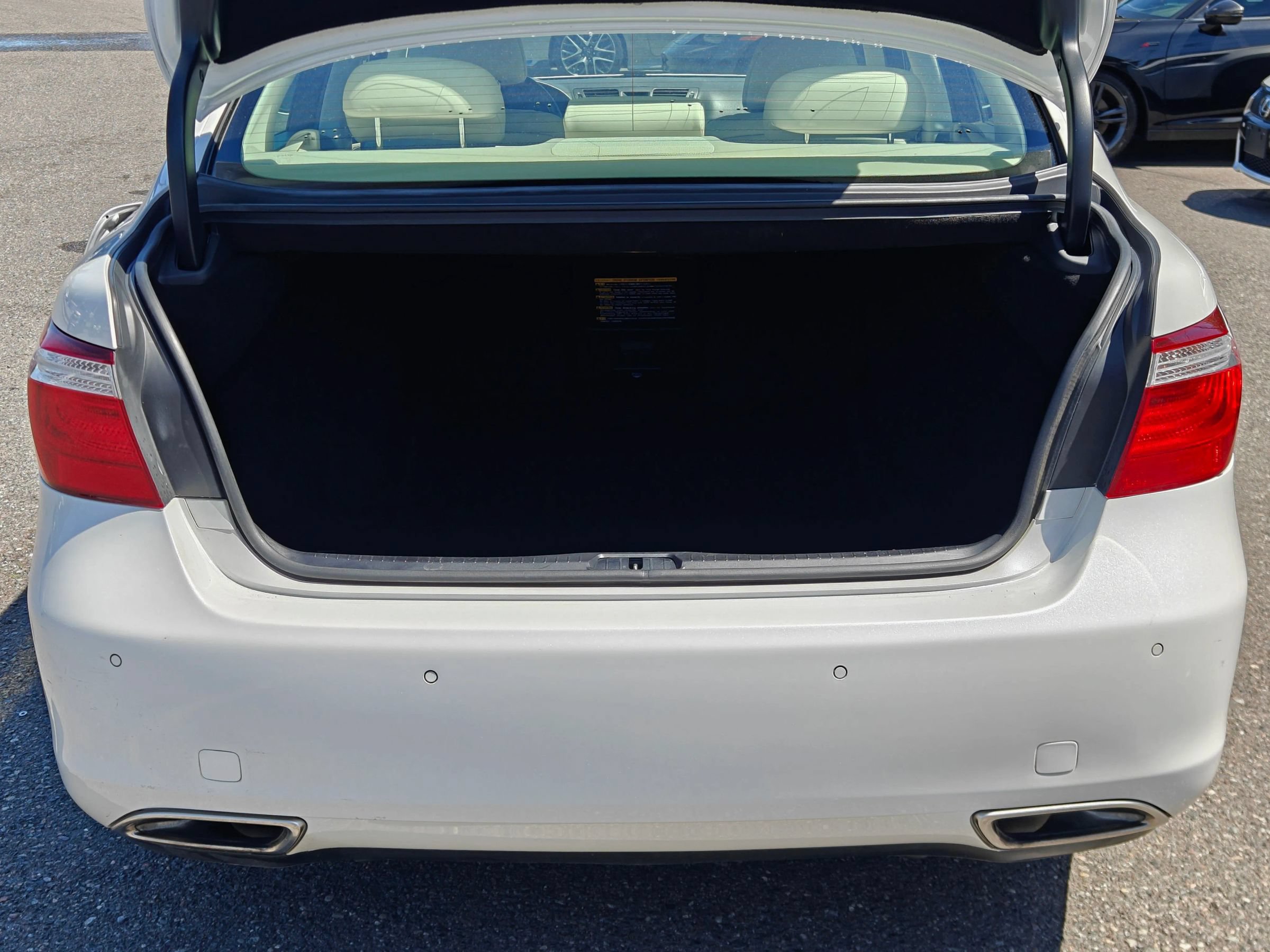 Used 2007 Lexus LS 460 w/ Comfort Pkg RWD image 47