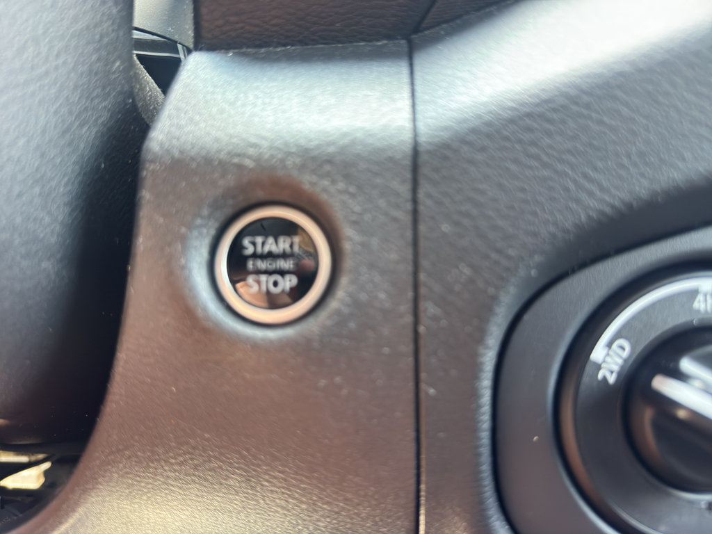 Used 2023 Nissan Frontier PRO-4X w/ Pro-4X Premium Package AWD/4WD image 26