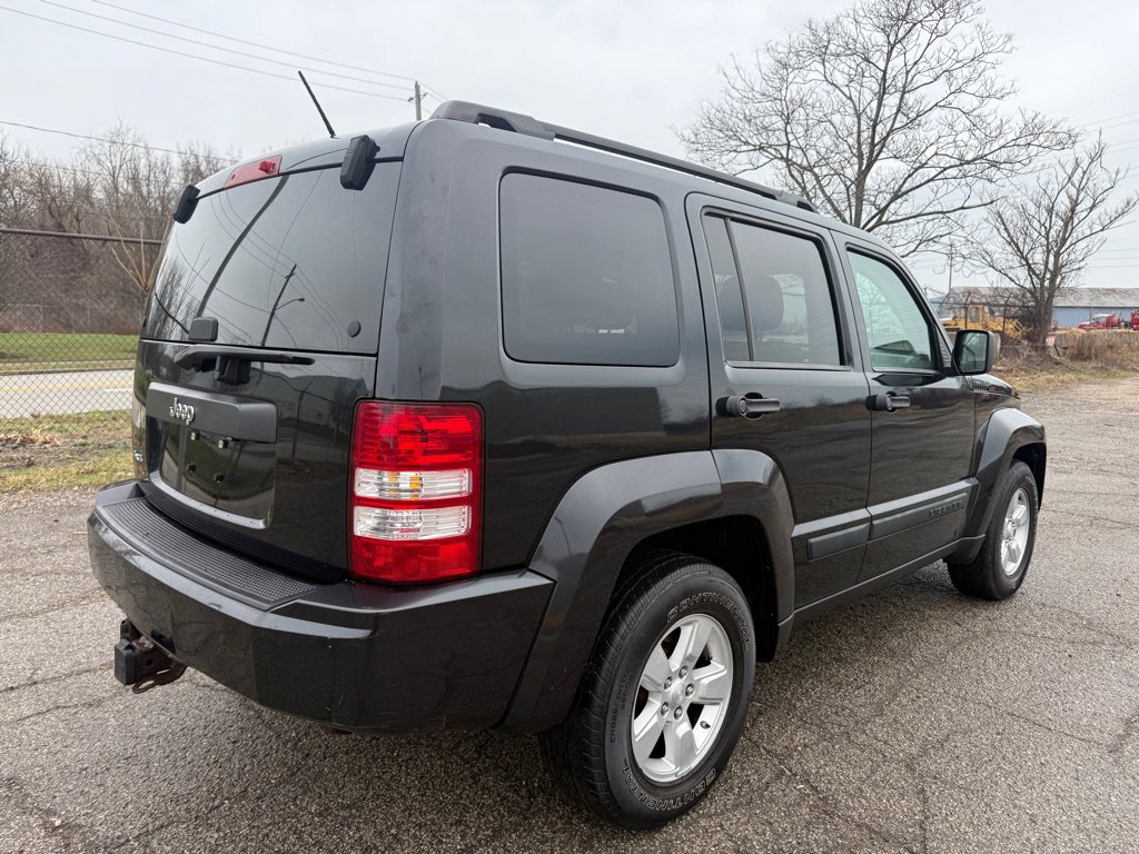 Used 2010 Jeep Liberty Sport w/ Popular Equipment Group image 5