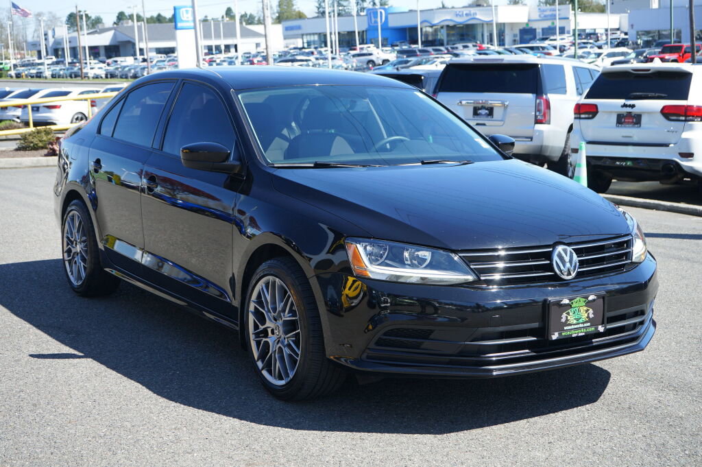 Used 2017 Volkswagen Jetta S w/ Jetta S Cold Weather Package image 7