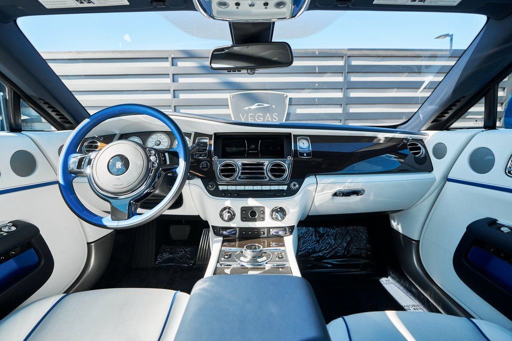 Used 2020 Rolls-Royce Wraith image 49
