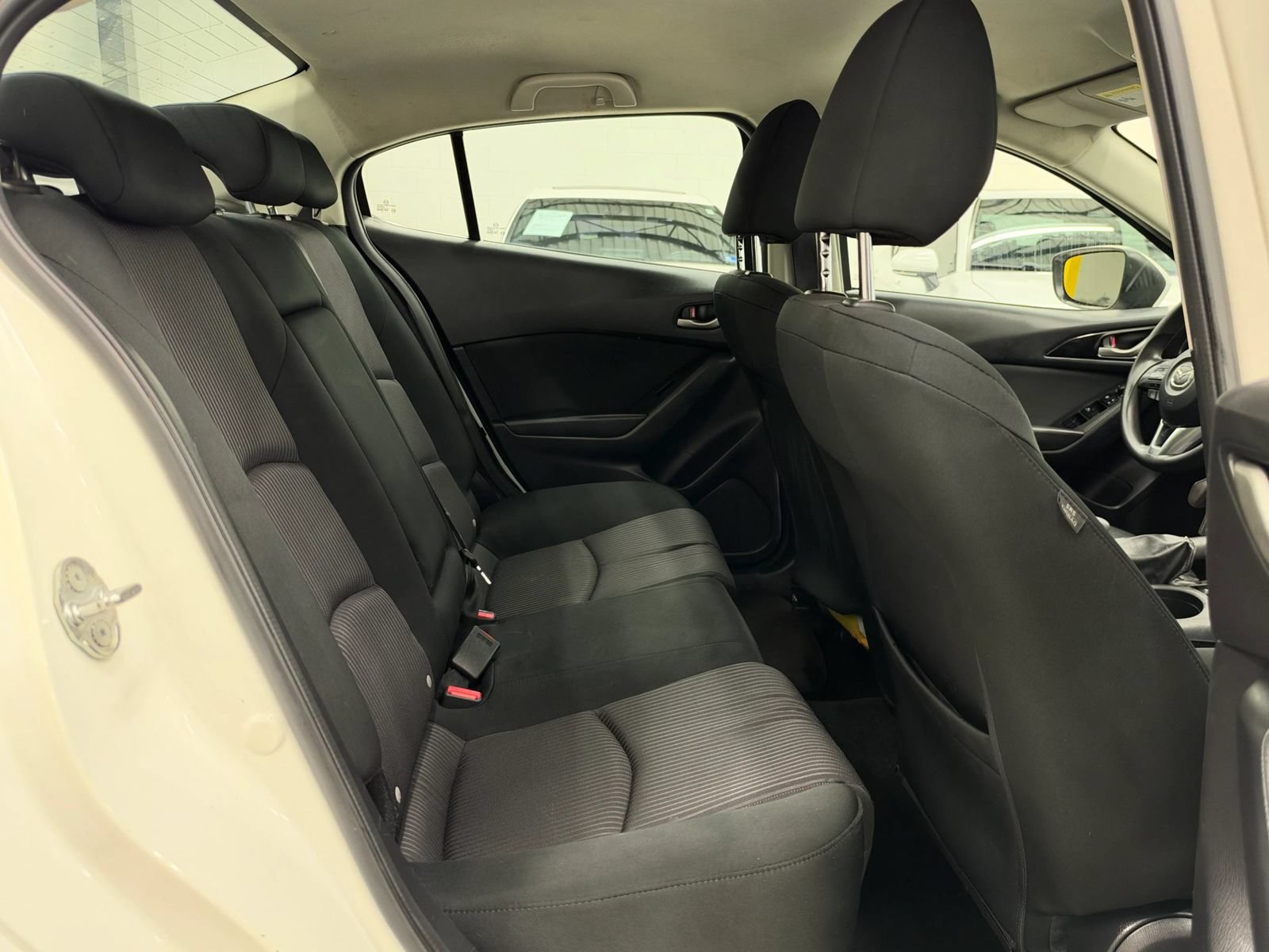 Used 2016 MAZDA MAZDA3 i Sport w/ Preferred Equipment Package FWD image 22