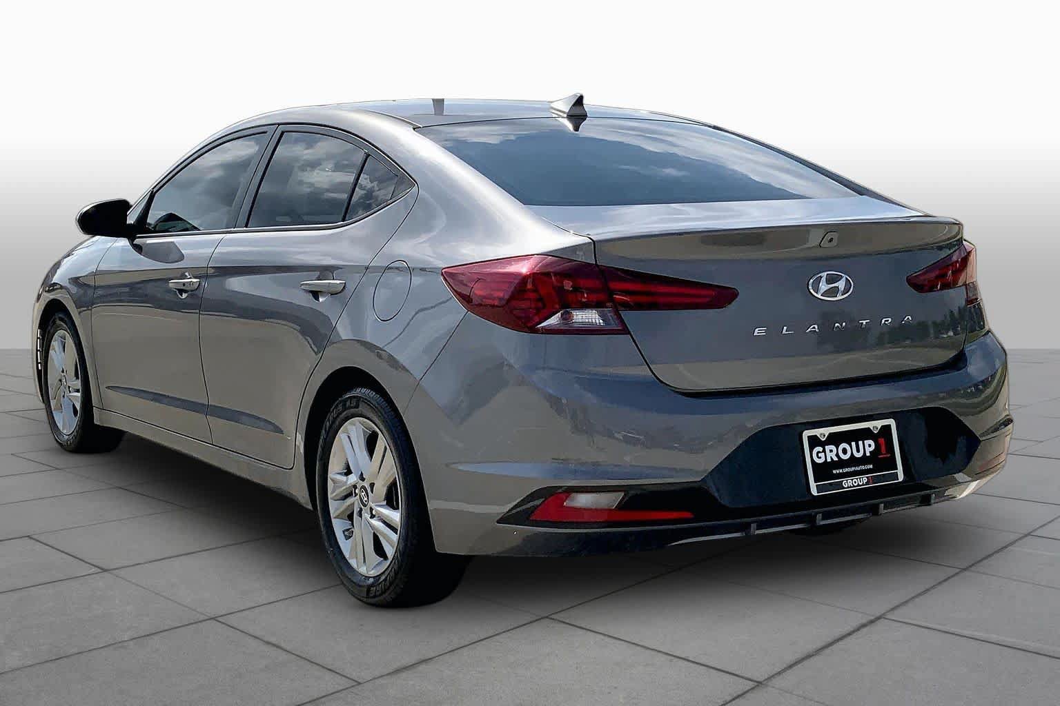 Used 2020 Hyundai Elantra Value Edition w/ Cargo Package (C1) FWD image 12