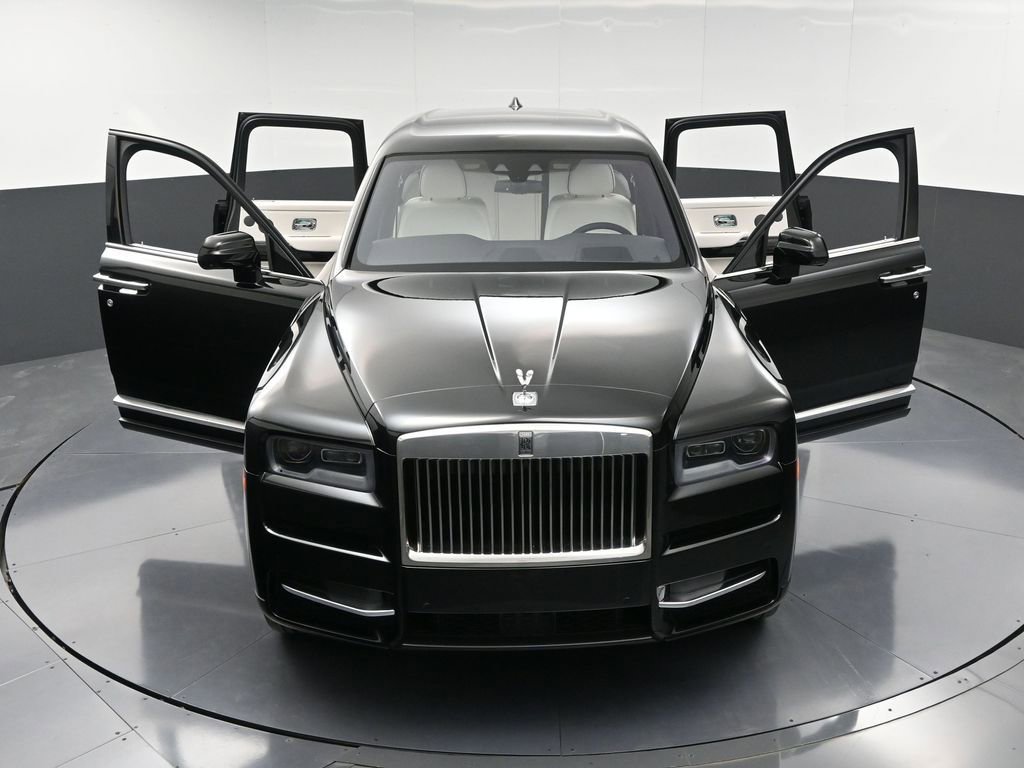 Certified 2022 Rolls-Royce Cullinan image 39