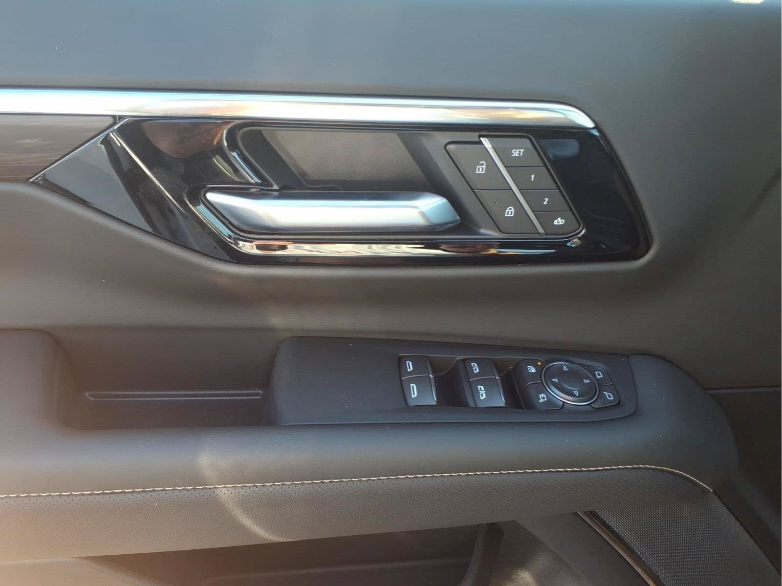 New 2026 Chevrolet Tahoe Premier w/ Sun And Tow Package RWD image 17