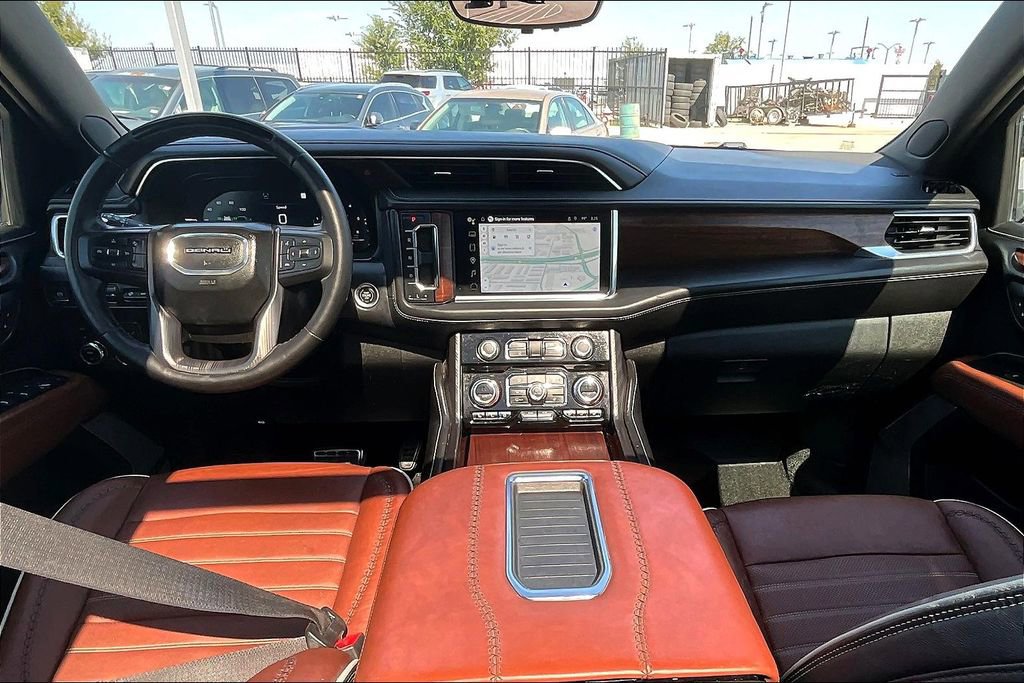 Used 2023 GMC Yukon Denali Ultimate image 20