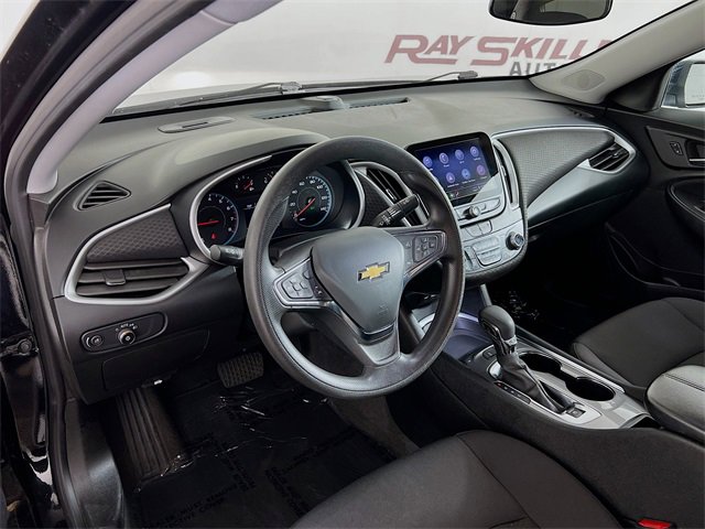 Used 2024 Chevrolet Malibu LT image 32