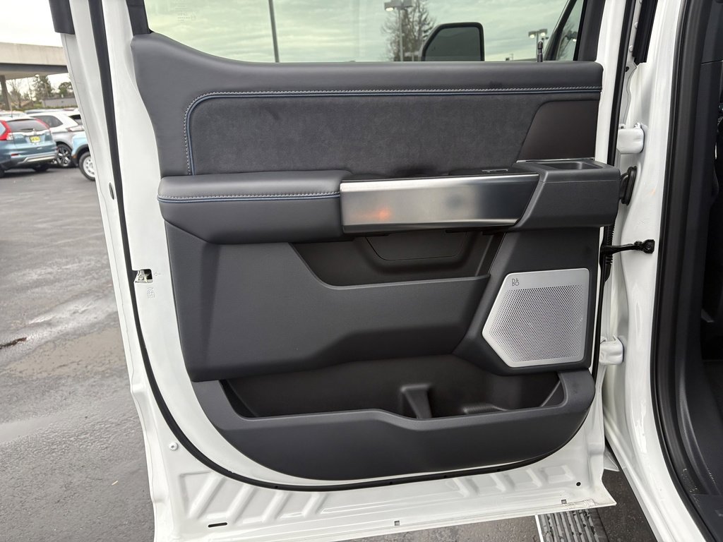 New 2026 Ford F450 Platinum w/ FX4 Off-Road Package image 39