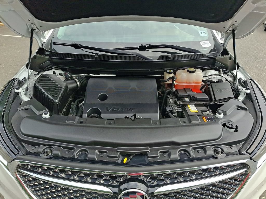 Used 2021 Buick Enclave Avenir w/ Avenir Technology Package AWD/4WD image 30