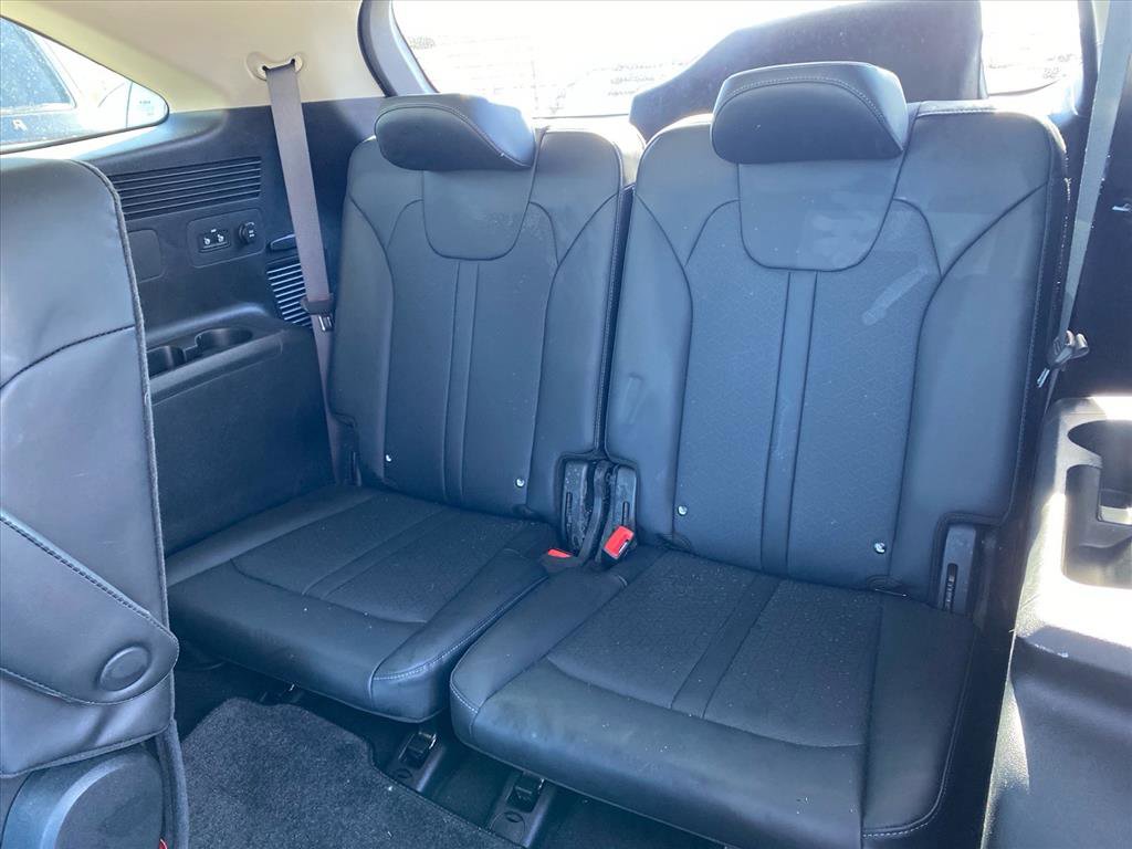 Certified 2023 Kia Sorento EX image 26
