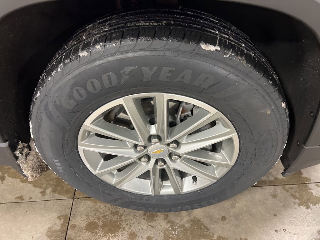 Certified 2023 Chevrolet Traverse LT image 18
