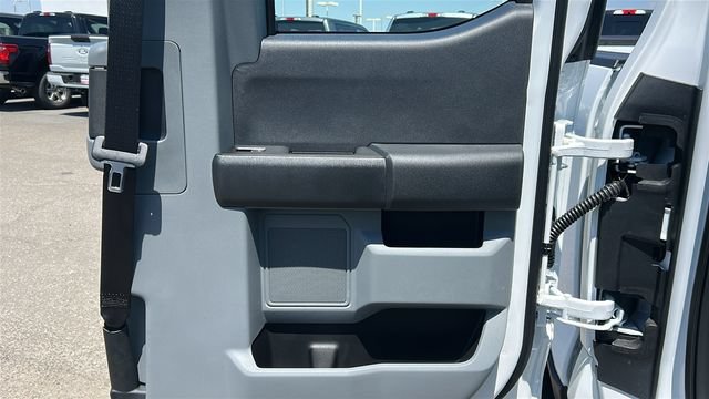 New 2026 Ford F250 XL w/ XL Chrome Package RWD image 12