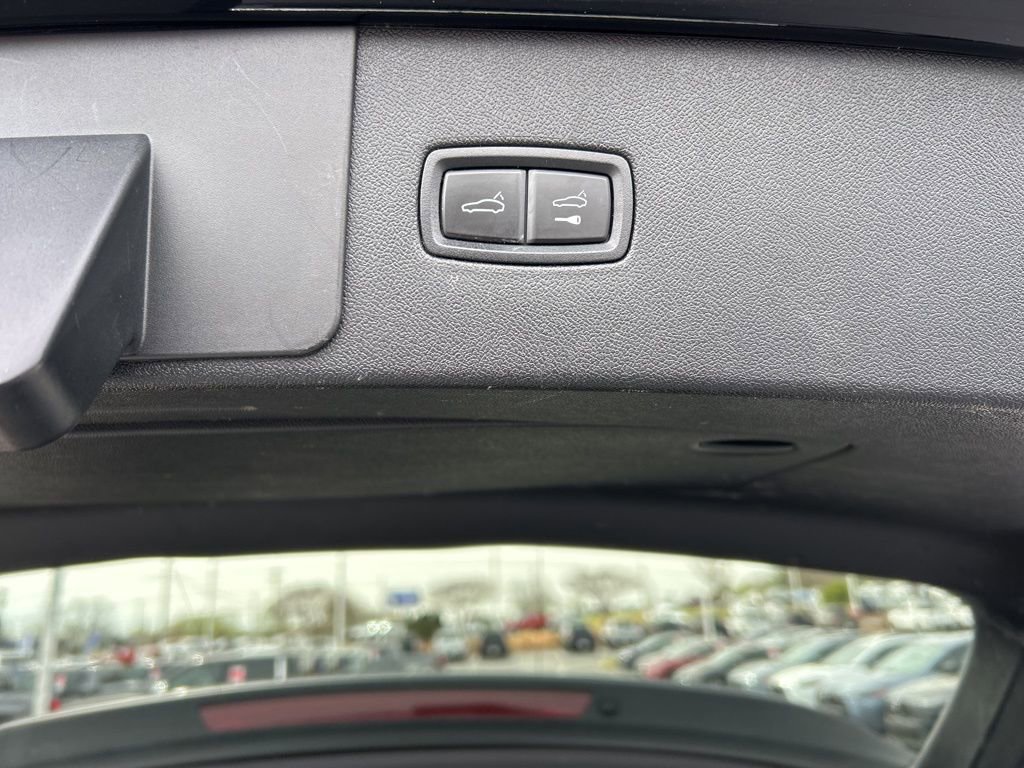 Used 2019 Porsche Cayenne image 17