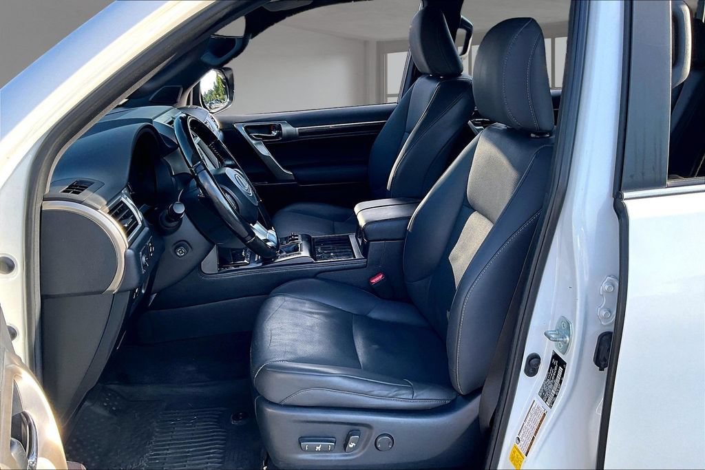 Used 2020 Lexus GX 460 Premium AWD/4WD image 25