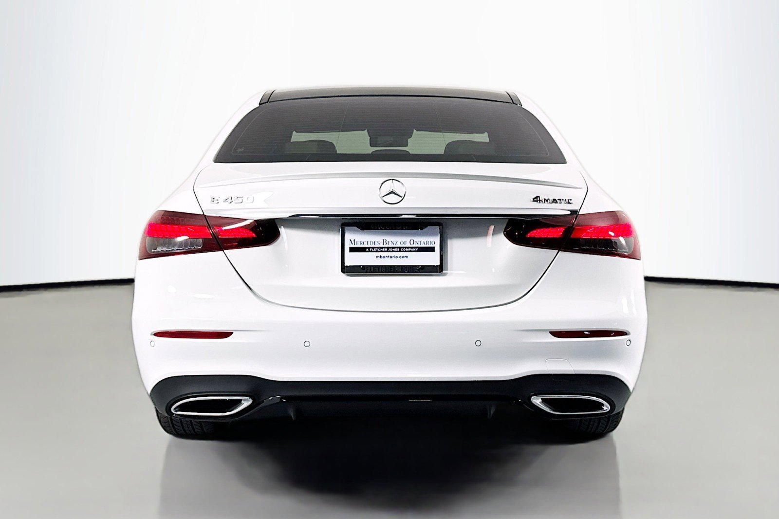 Certified 2023 Mercedes-Benz E 450 4MATIC Sedan w/ Premium Package image 4