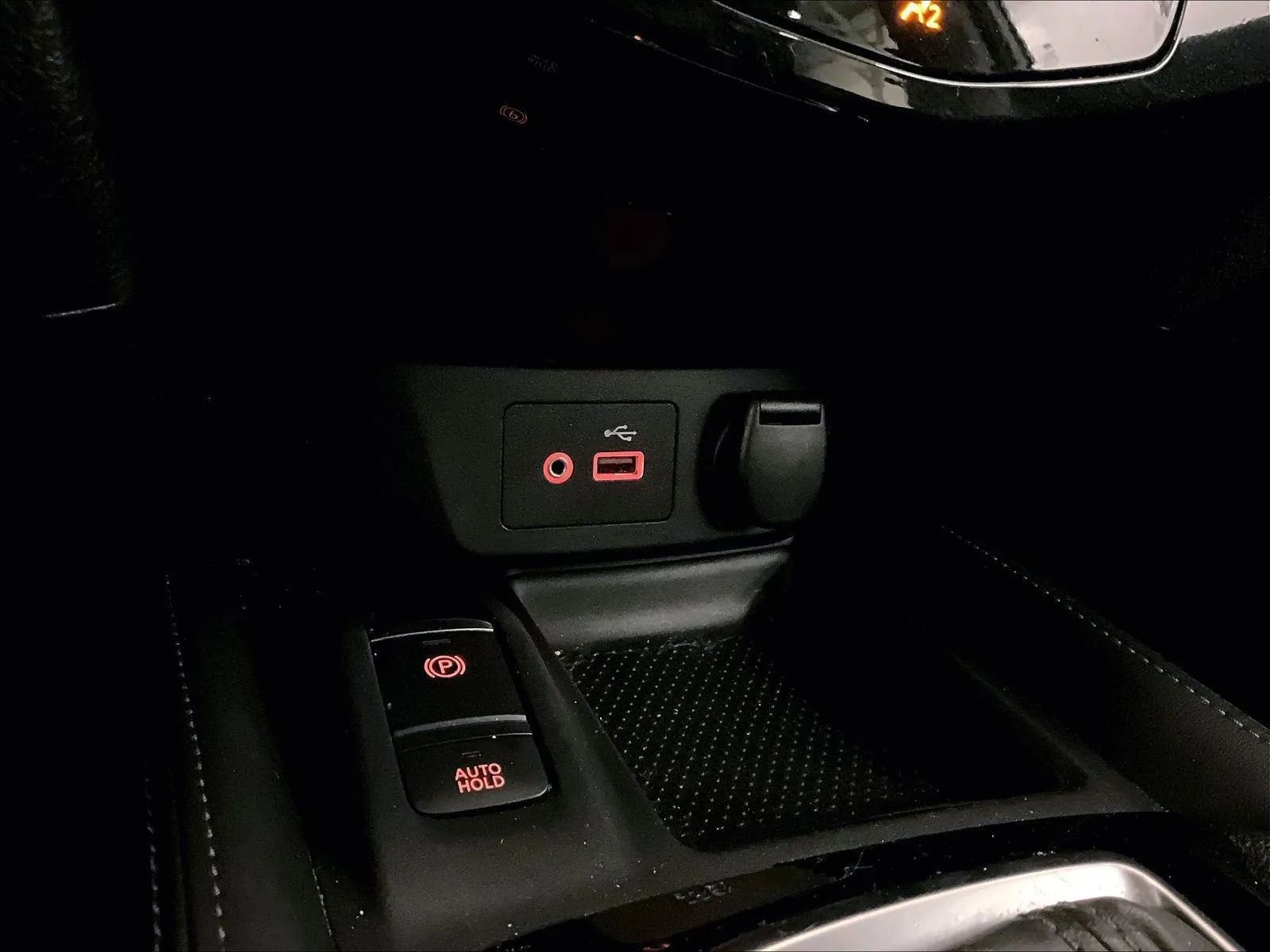 Used 2019 Nissan Rogue SL w/ Premium Package image 31