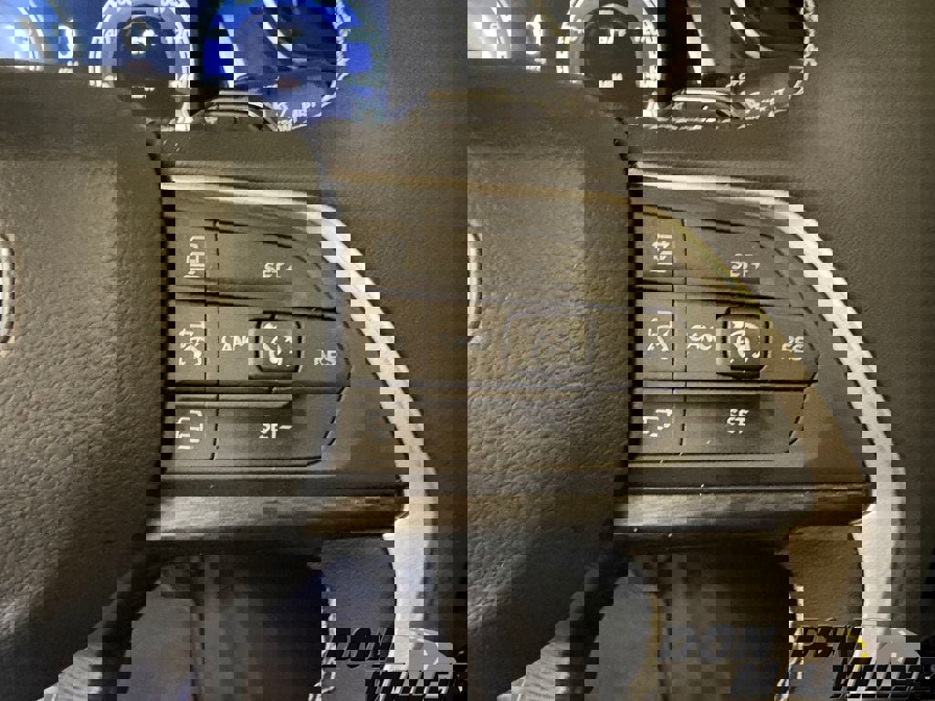 New 2025 Jeep Grand Cherokee L Laredo image 14