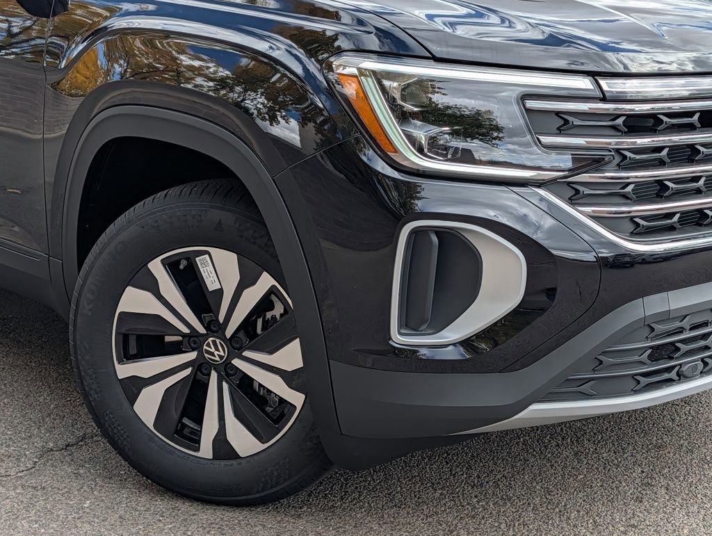 New 2026 Volkswagen Atlas SE image 2