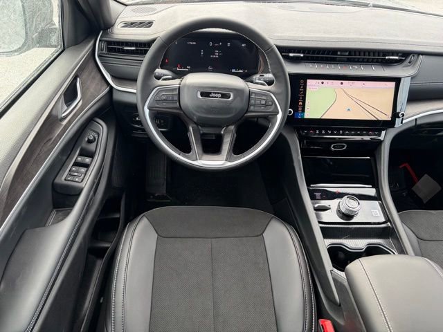 New 2026 Jeep Grand Cherokee L 4WD image 37