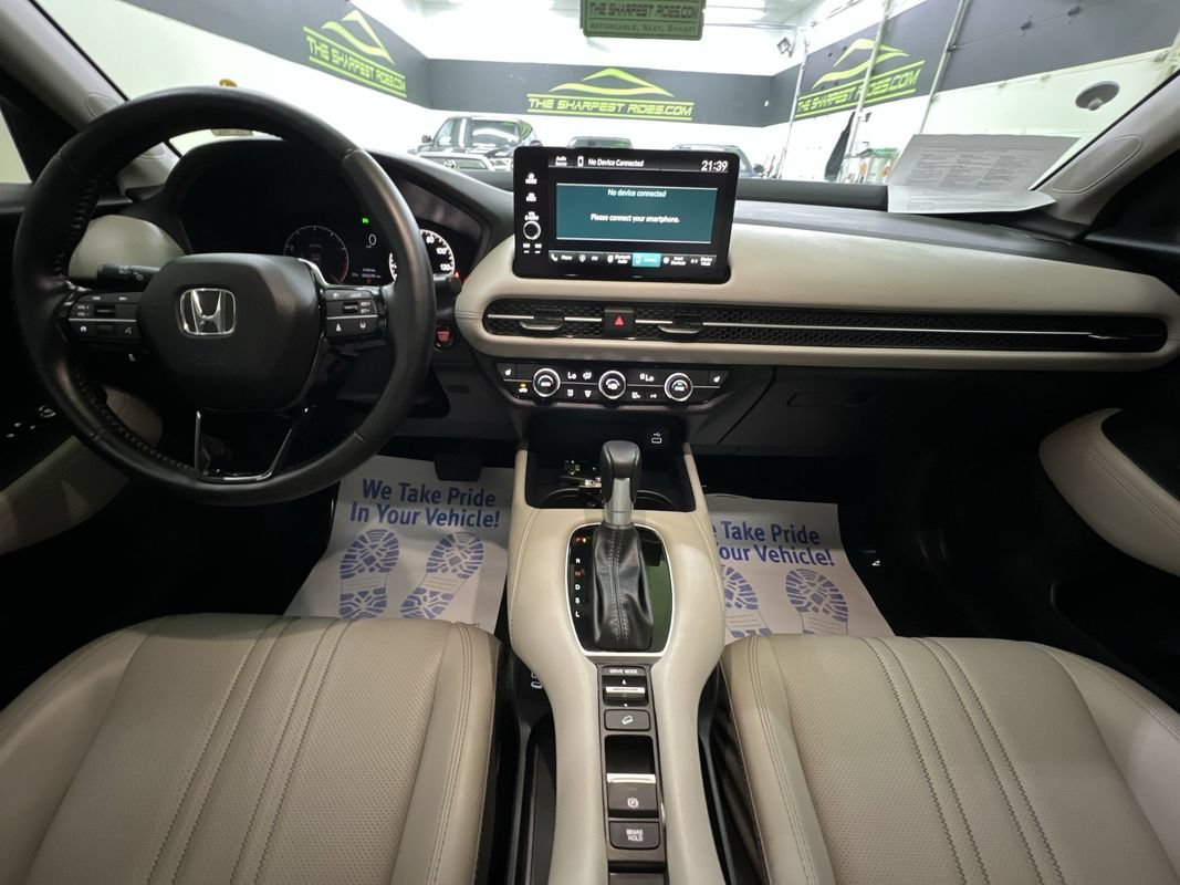 Used 2025 Honda HR-V EX-L image 17