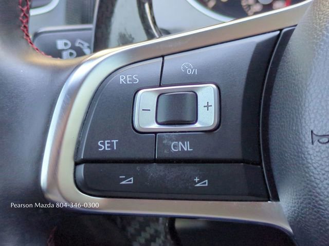 Used 2017 Volkswagen GTI SE image 26