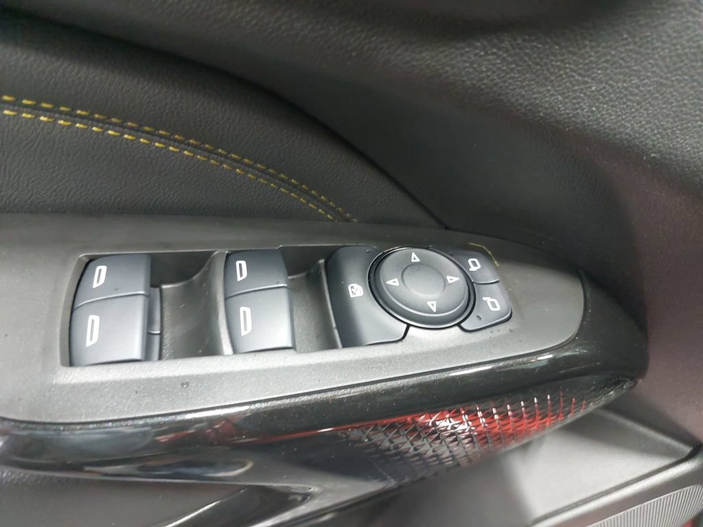 Used 2024 Chevrolet Trax ACTIV w/ Sunroof Package FWD image 27