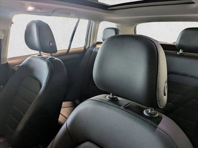 Used 2018 Volkswagen Golf S image 14