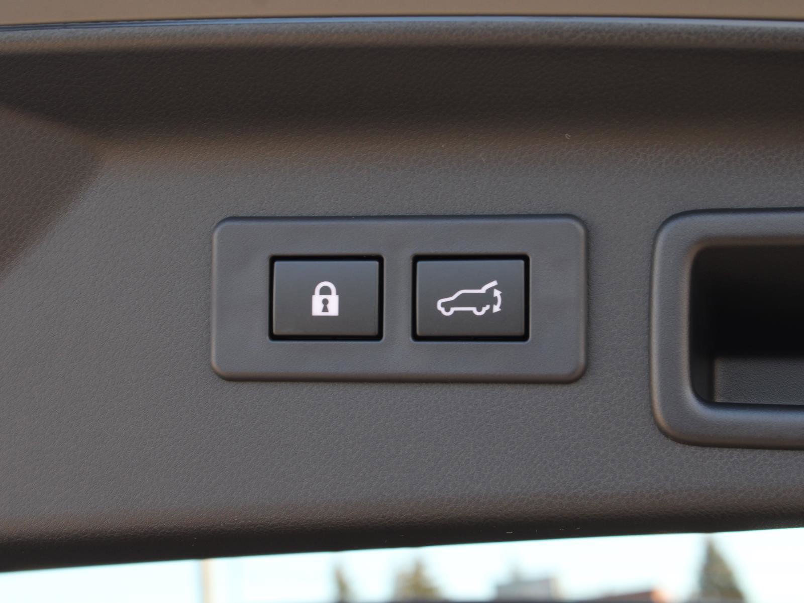 New 2025 Subaru Forester Touring image 9