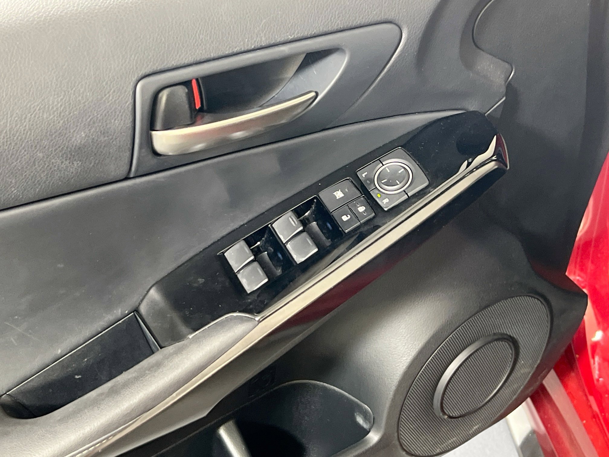 Used 2022 Lexus IS 300 w/ Accessory Package image 17