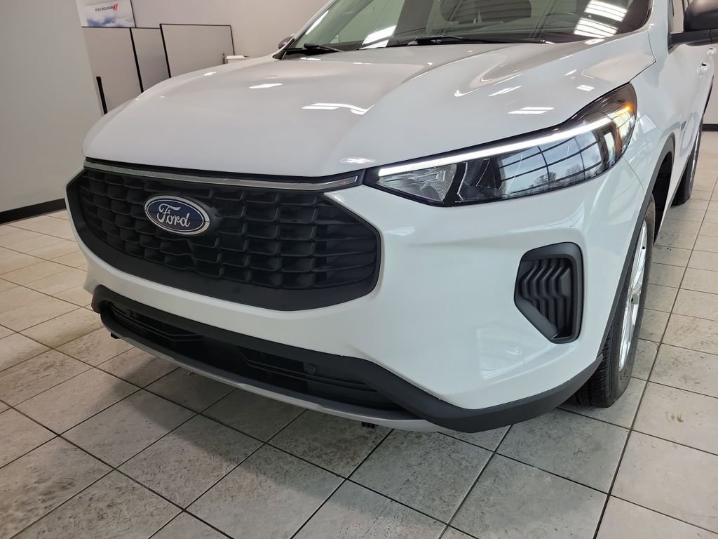 Used 2023 Ford Escape Active w/ Tech Pack #1 image 24