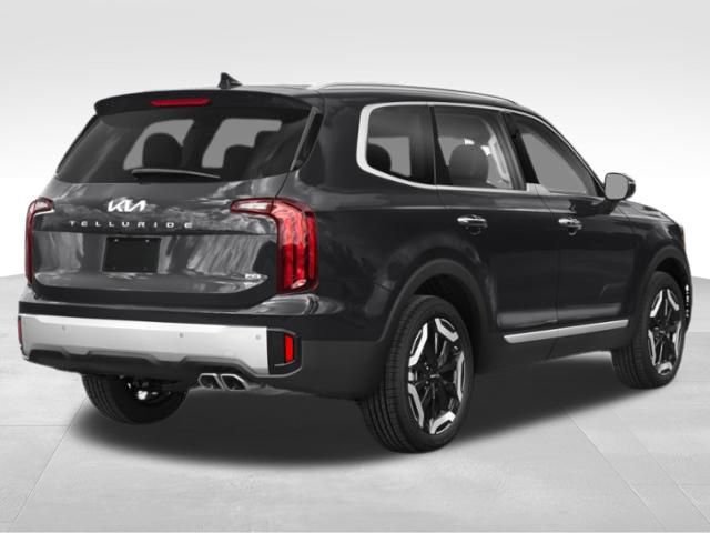 Used 2023 Kia Telluride S image 2