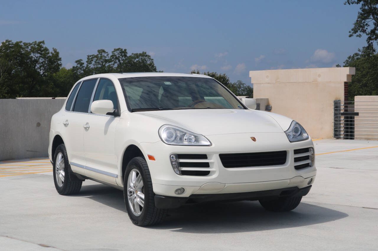 Used 2008 Porsche Cayenne AWD/4WD image 2