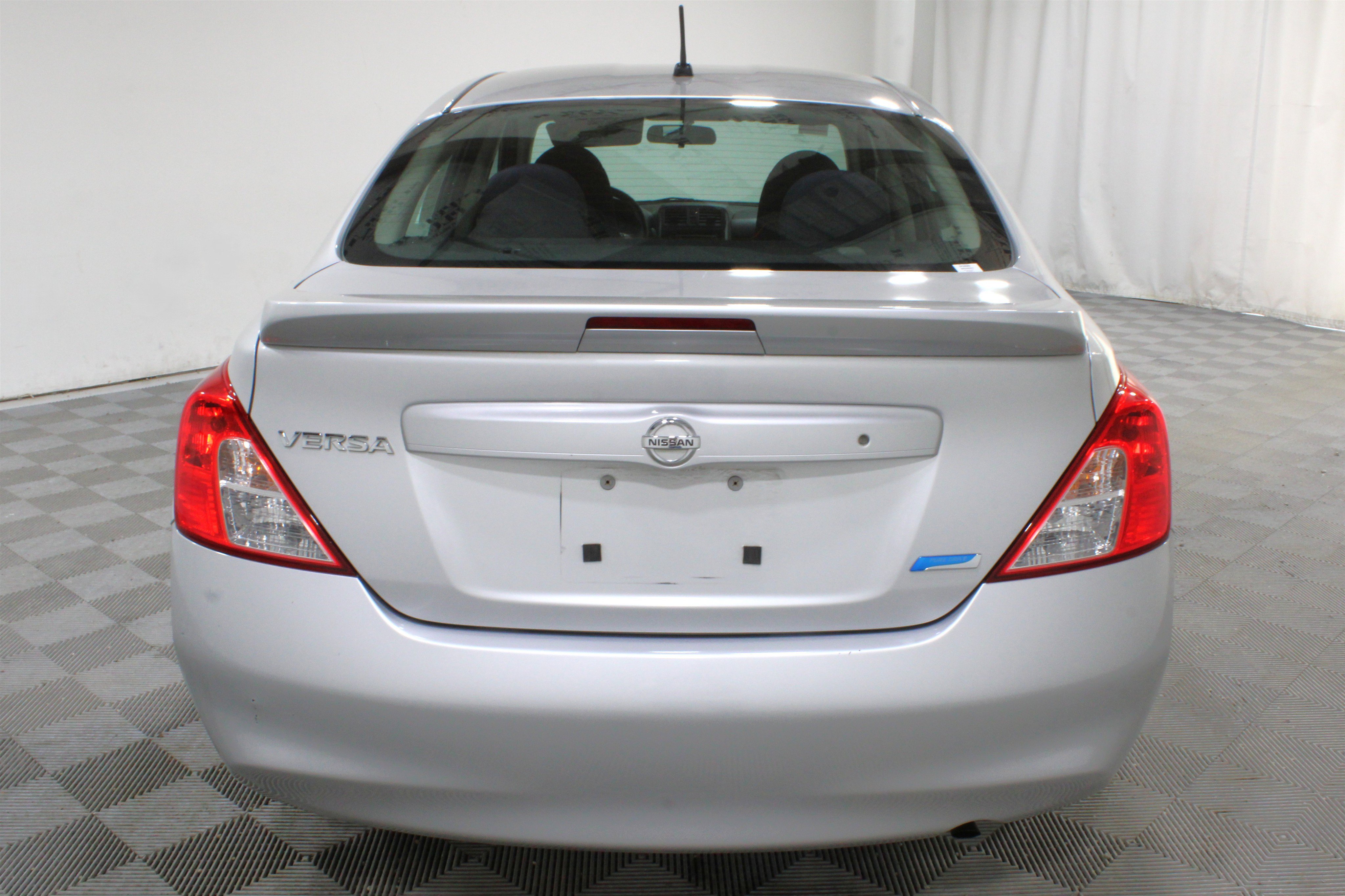 Used 2014 Nissan Versa S Plus FWD image 22