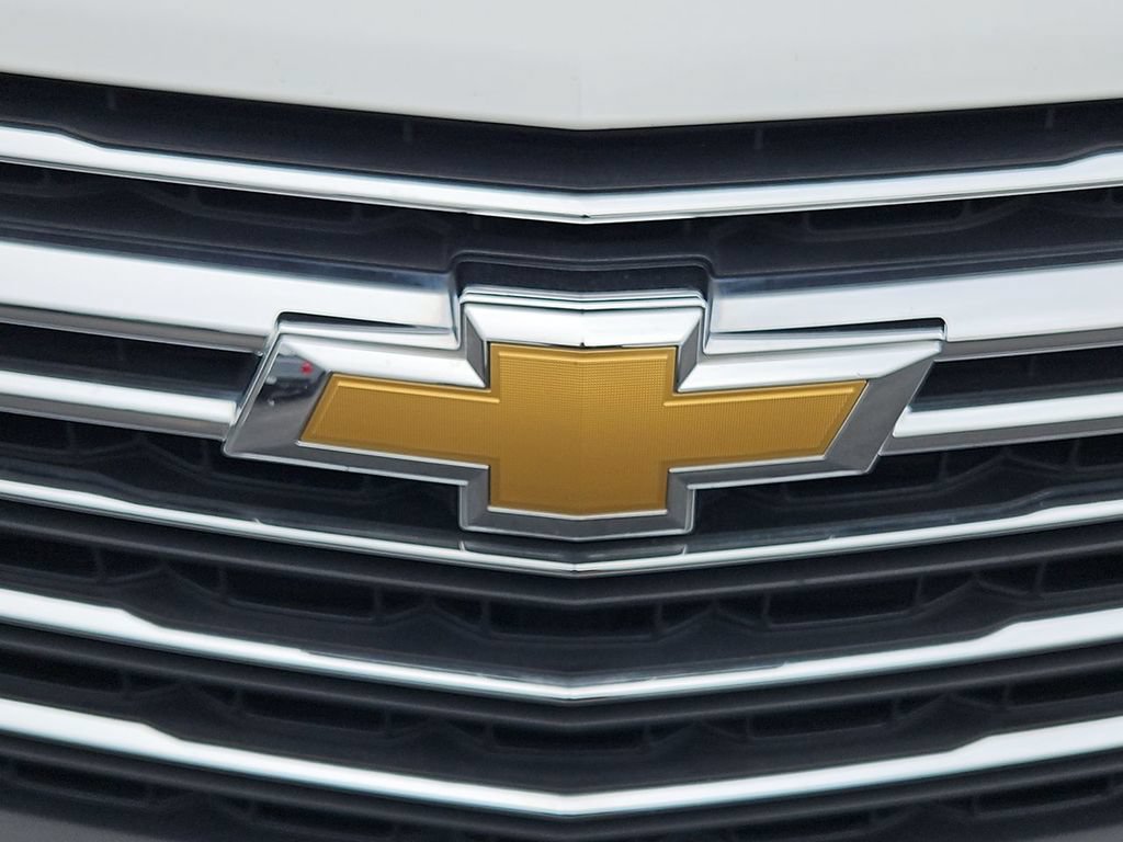 Certified 2022 Chevrolet Traverse LT FWD image 30