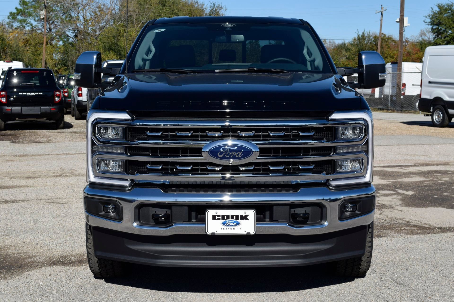 New 2026 Ford F250 Lariat w/ Chrome Package image 2