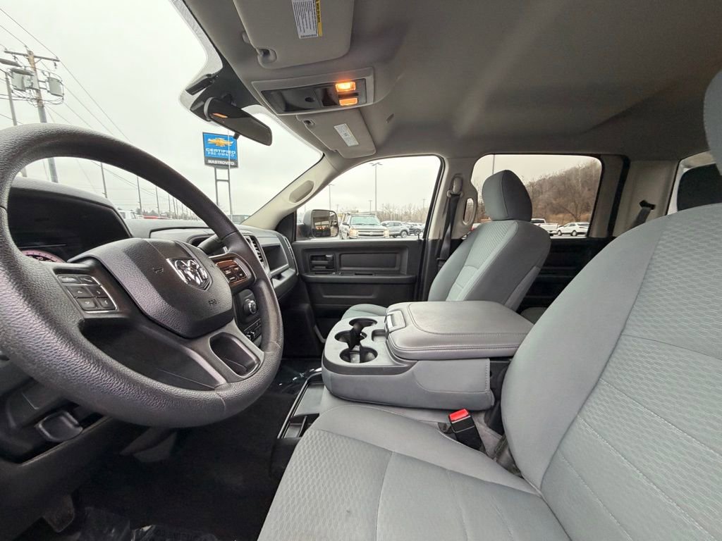 Used 2018 RAM 2500 Tradesman w/ Chrome Appearance Group image 9