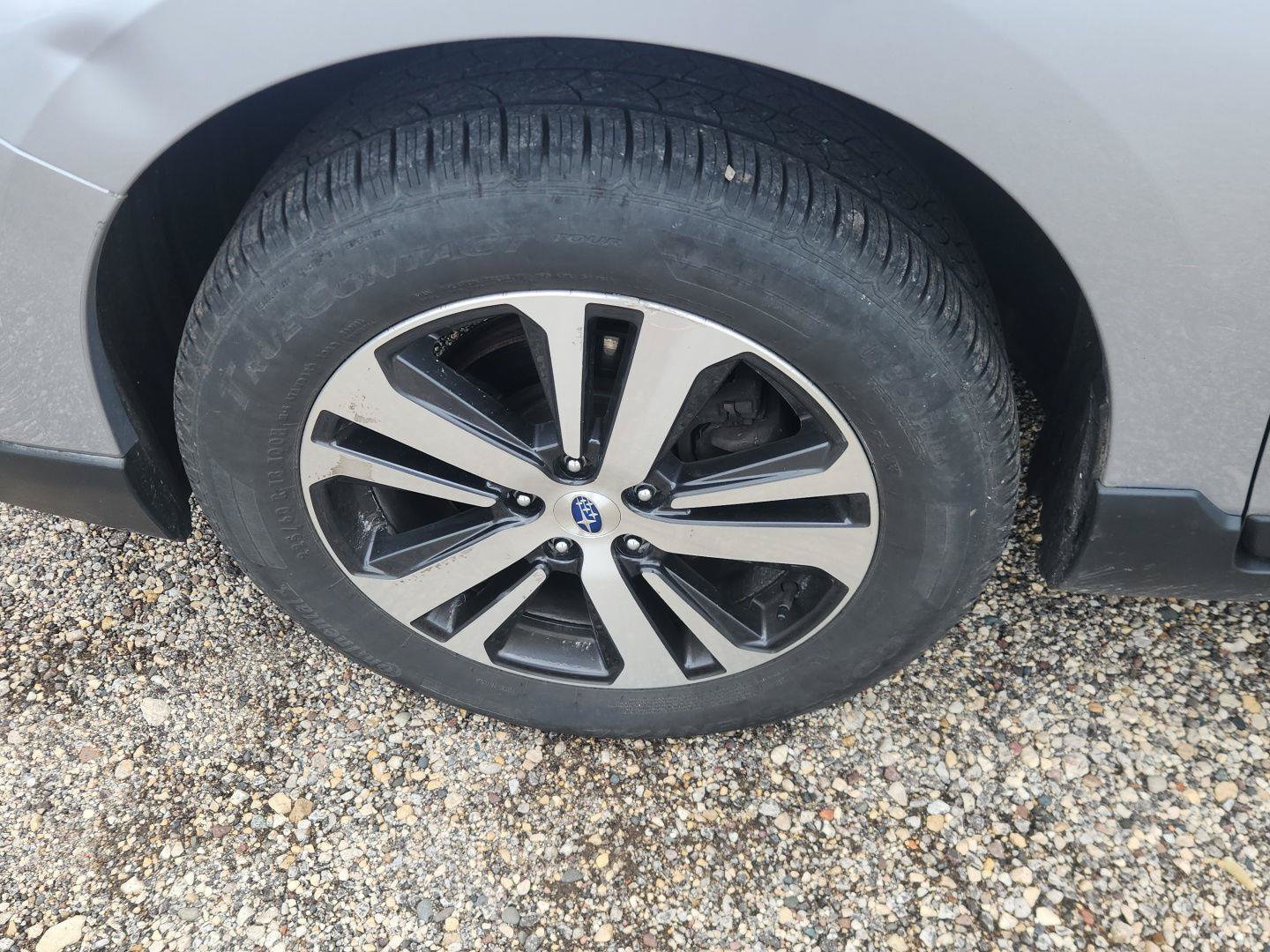 Used 2019 Subaru Outback 2.5i Limited AWD/4WD image 7