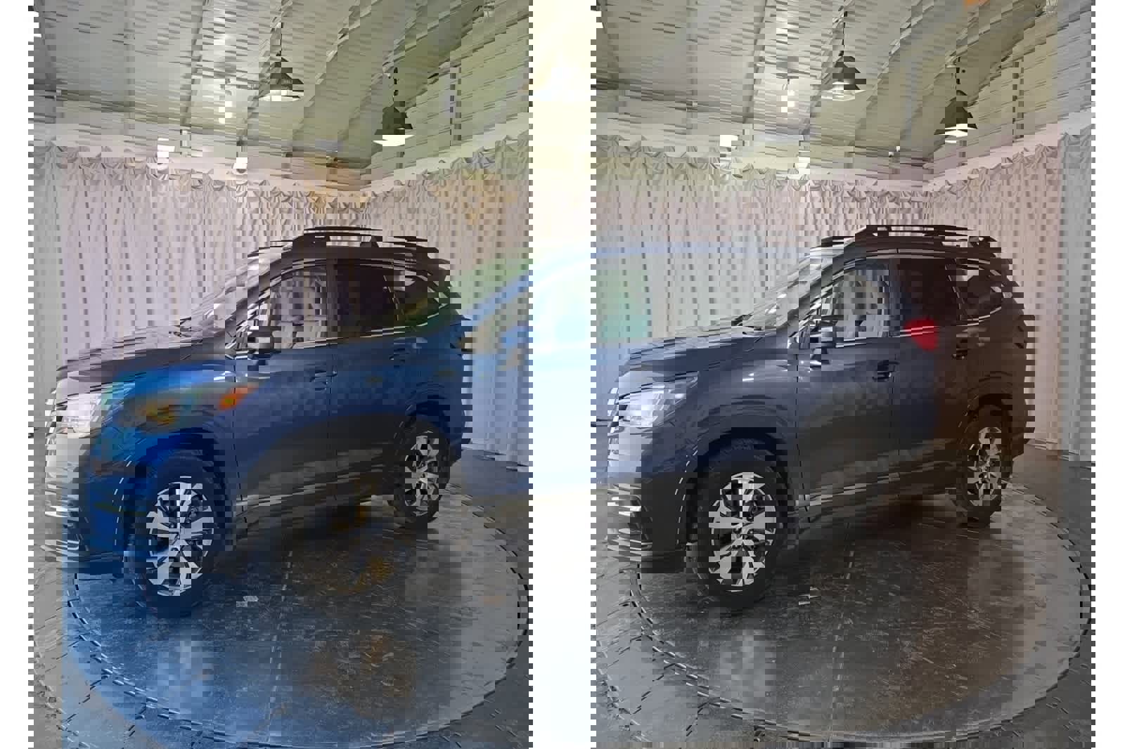 Used 2019 Subaru Ascent Premium w/ Popular Package #2A image 4