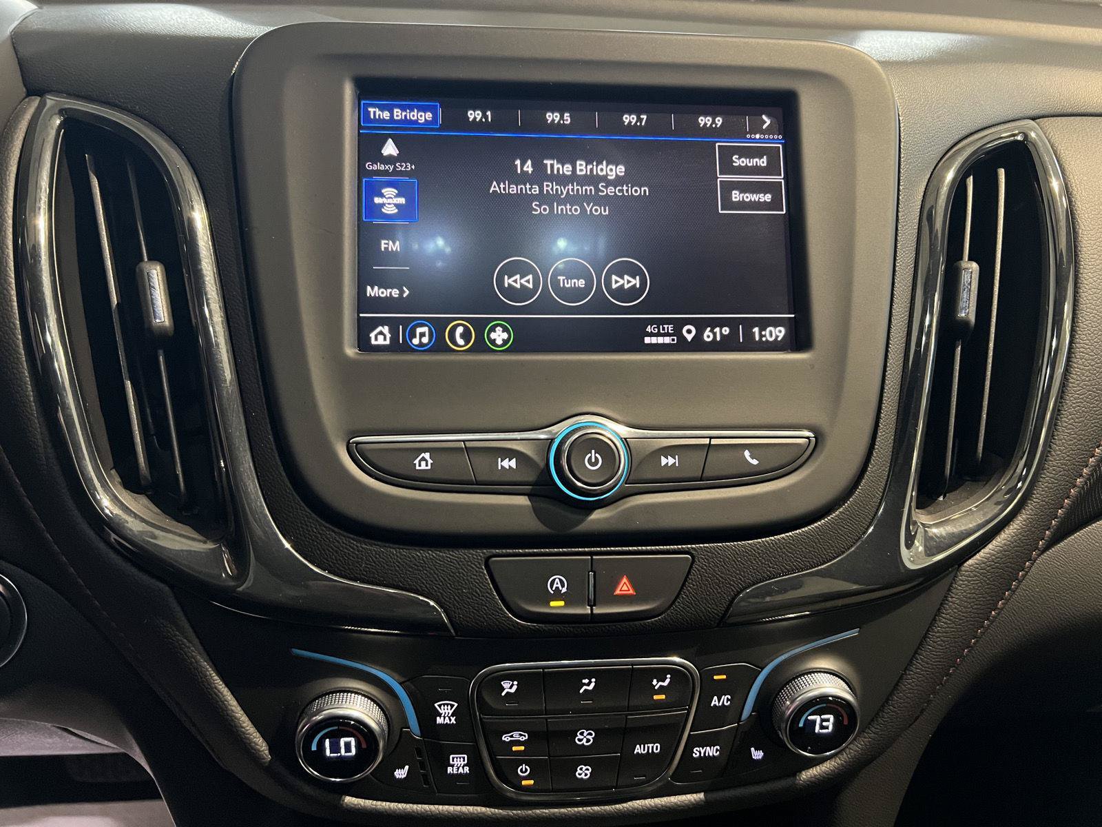 Used 2022 Chevrolet Equinox RS AWD/4WD image 19