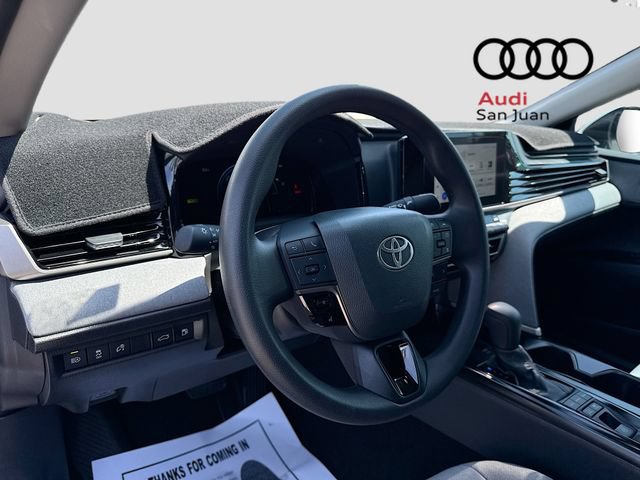 Used 2025 Toyota Camry LE FWD image 9