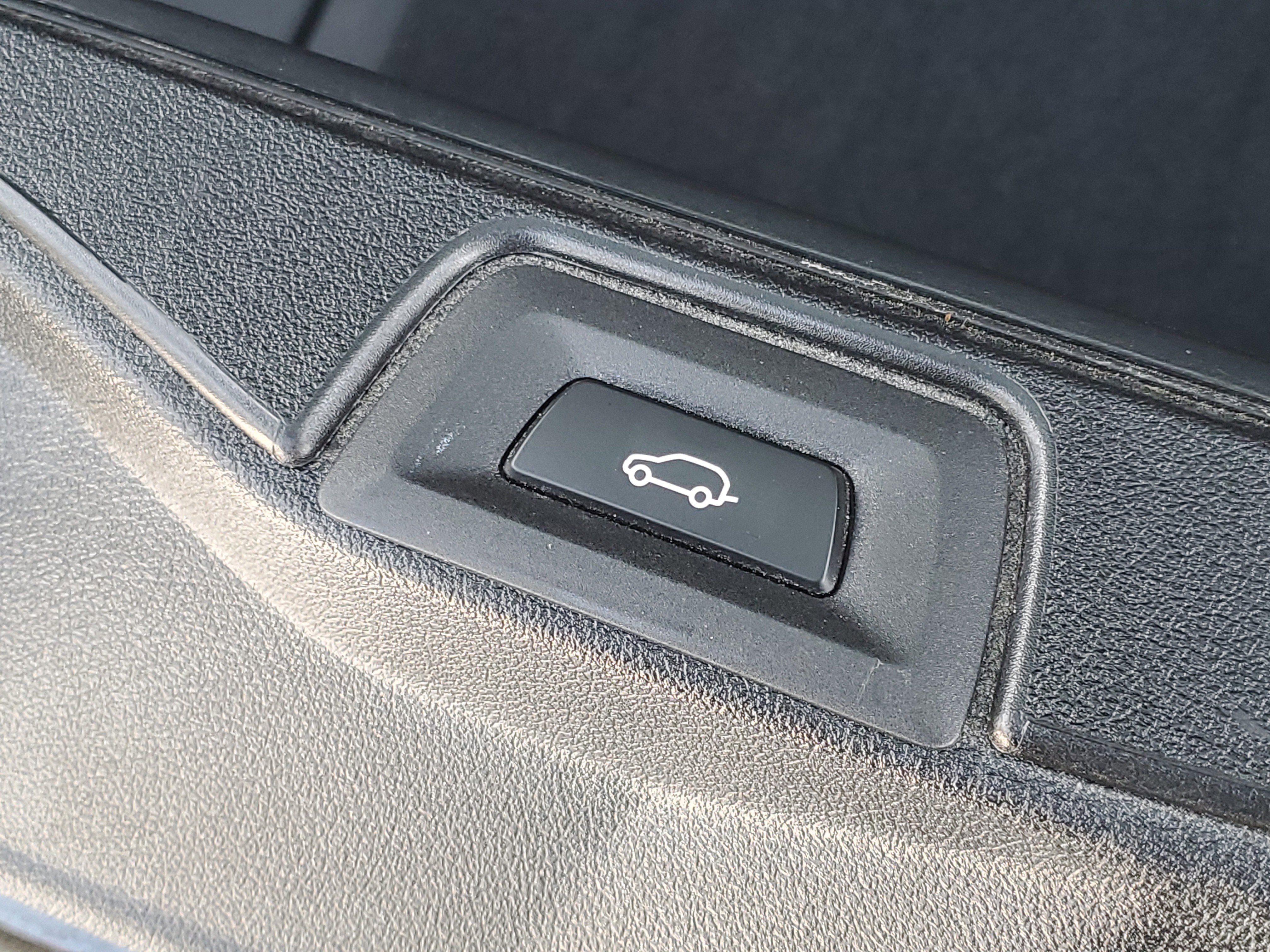 Certified 2025 BMW X5 M60i image 27