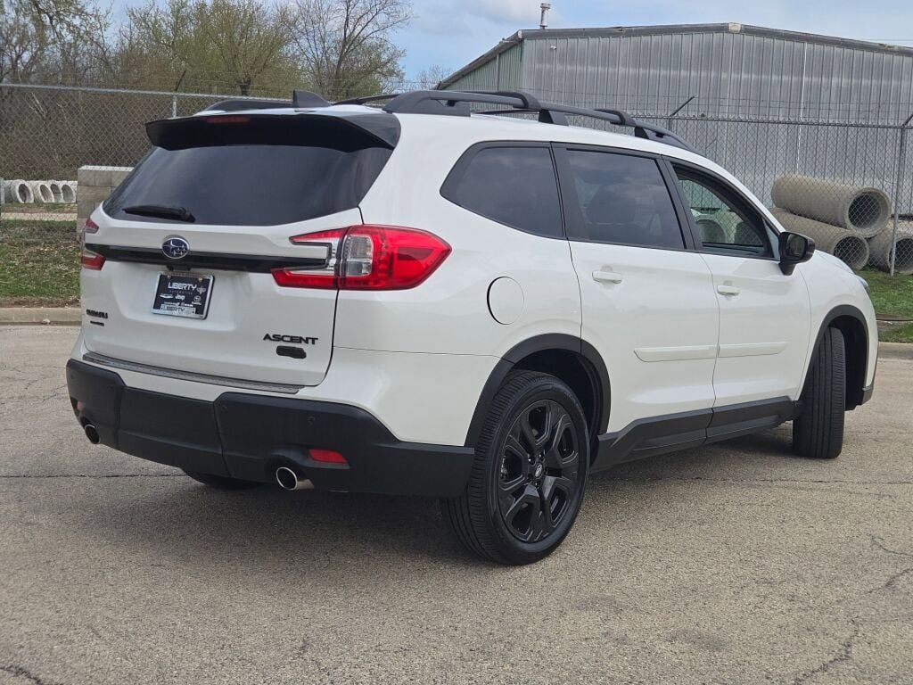 Certified 2024 Subaru Ascent Onyx Edition Limited AWD/4WD image 12