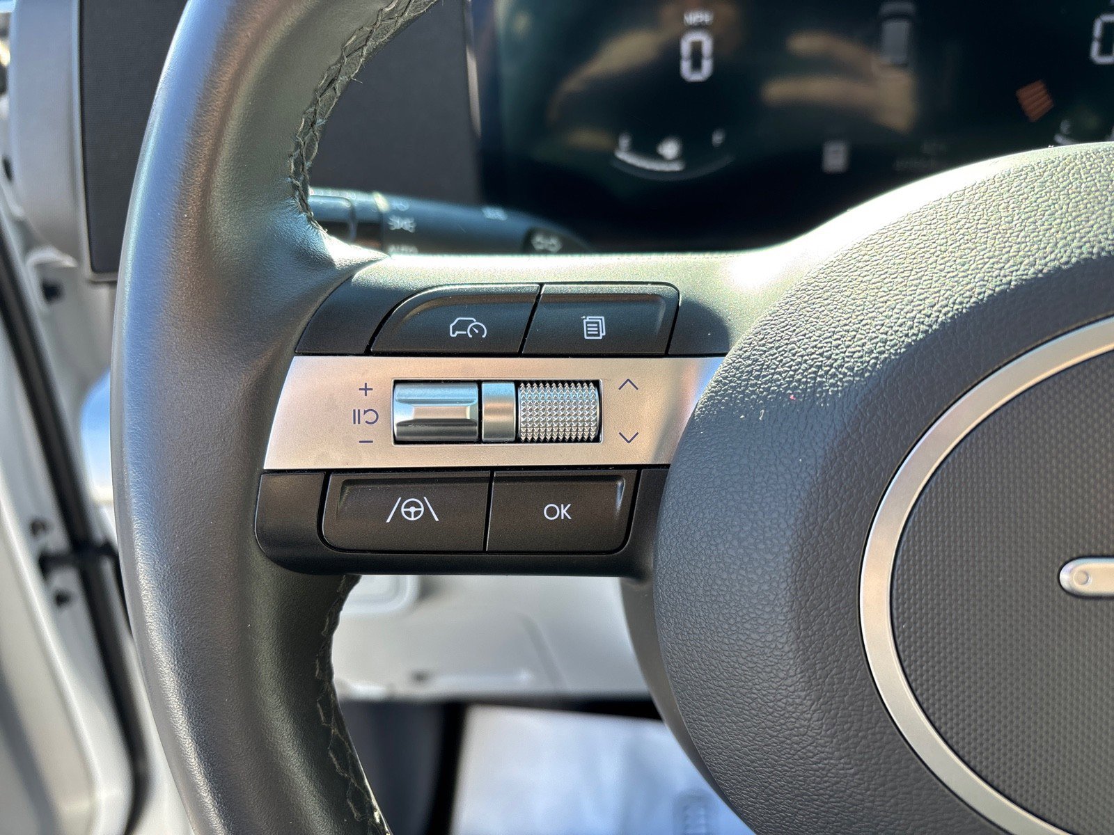 Used 2024 Hyundai Kona SEL image 18