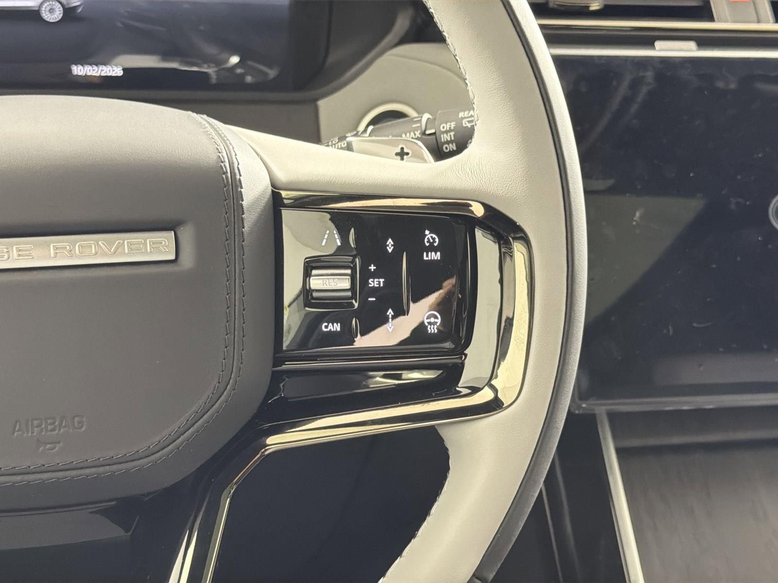 New 2026 Land Rover Range Rover Velar Dynamic SE image 13