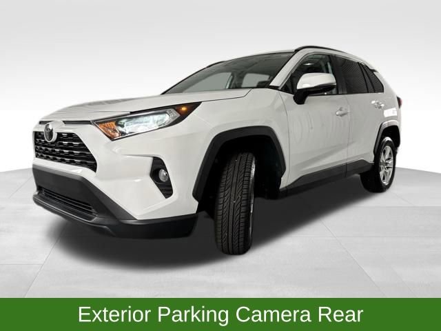 Used 2021 Toyota RAV4 XLE image 4