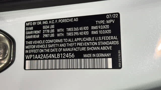 Used 2022 Porsche Macan AWD/4WD image 11