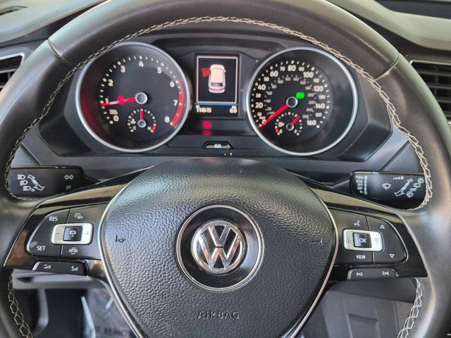 Used 2021 Volkswagen Tiguan SE FWD image 23