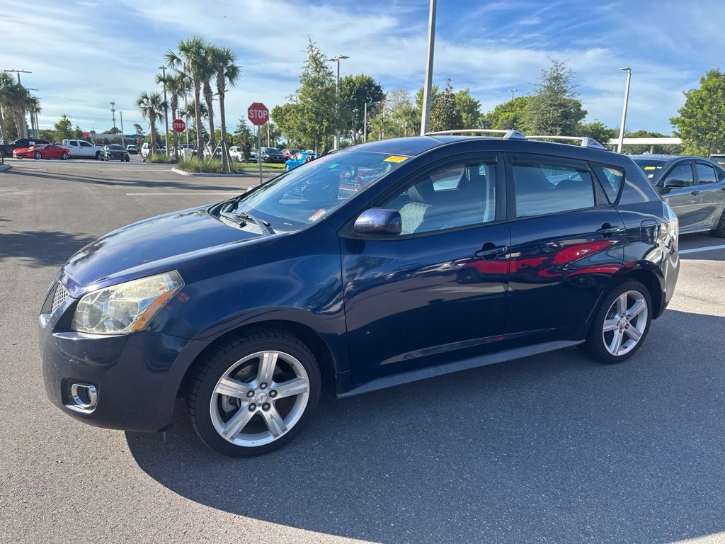 Used 2010 Pontiac Vibe AWD w/ Preferred Package image 2