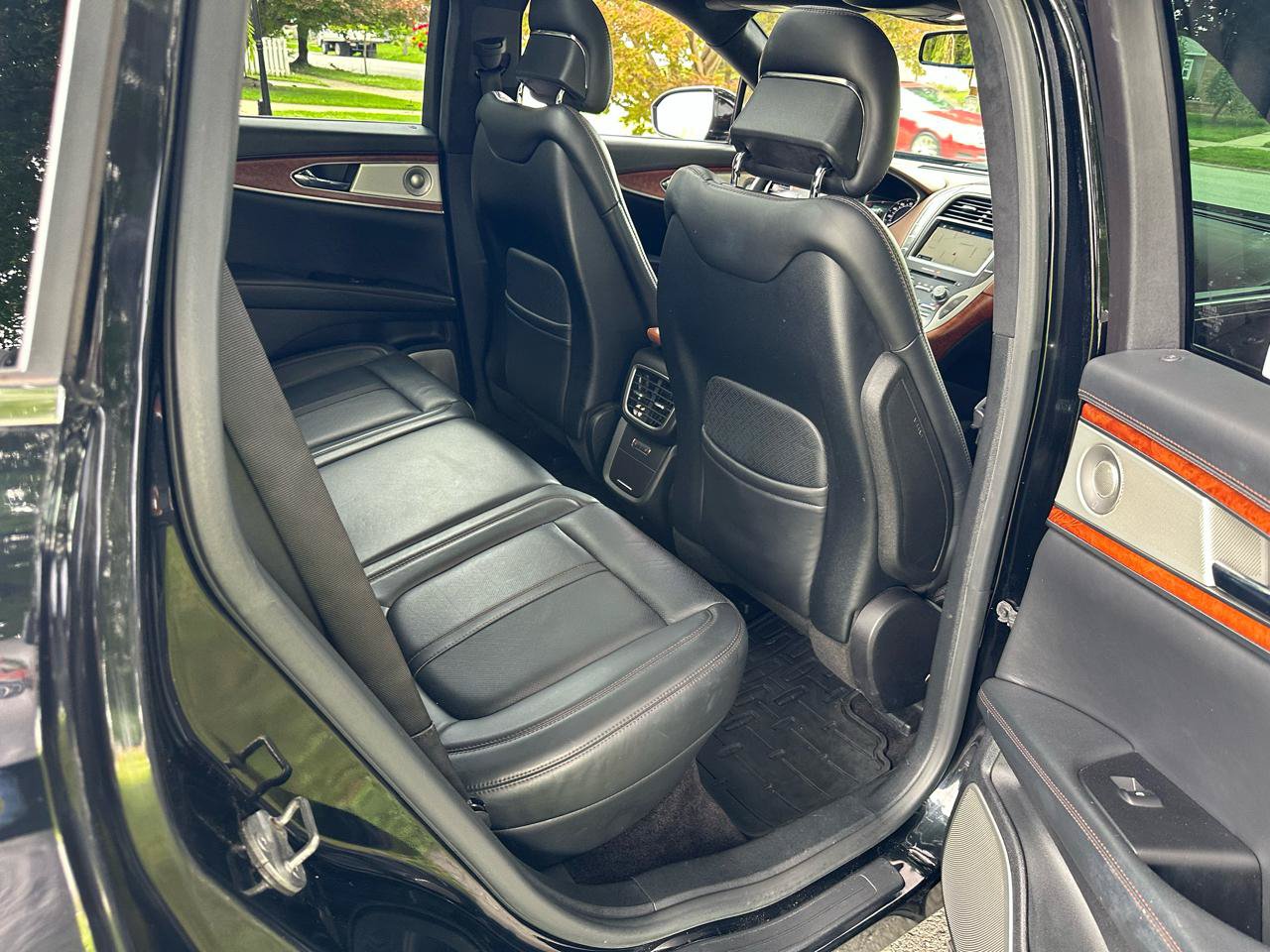 Used 2016 Lincoln MKX Black Label w/ Climate Package AWD/4WD image 36